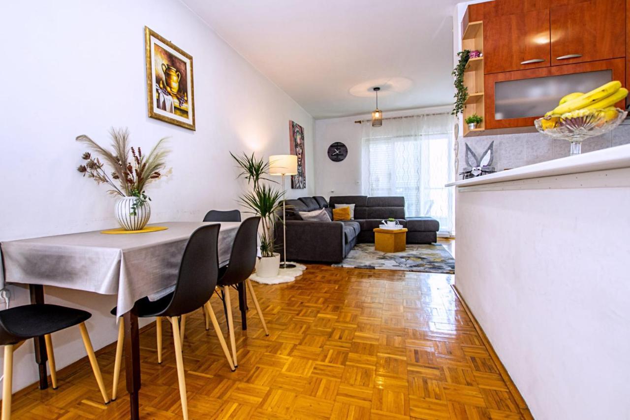 Jjj Apartment *